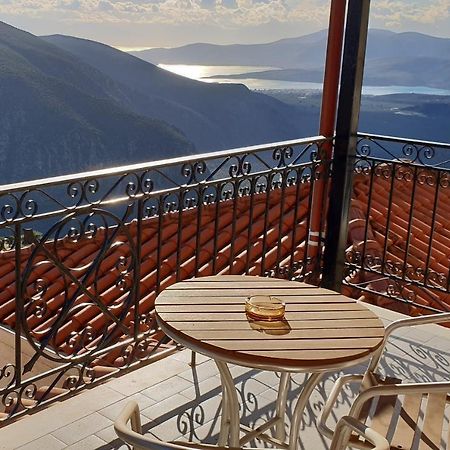 Apollo Hotel Delphi Bagian luar foto