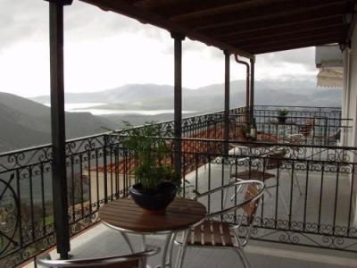 Apollo Hotel Delphi Bagian luar foto